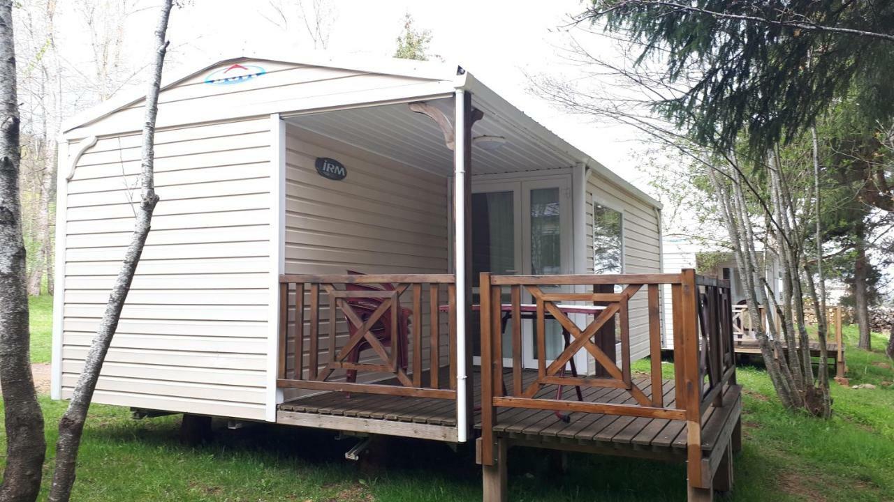 Camping De Flechat Orcival Exterior photo